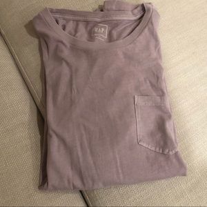 Men’s GAP purple pocket t-shirt